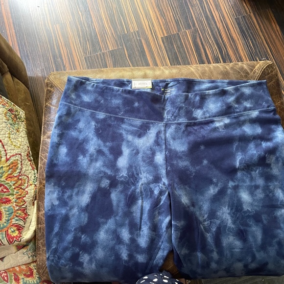 Tek Gear Plus Size Women's Leggings - Picture 13 of 13